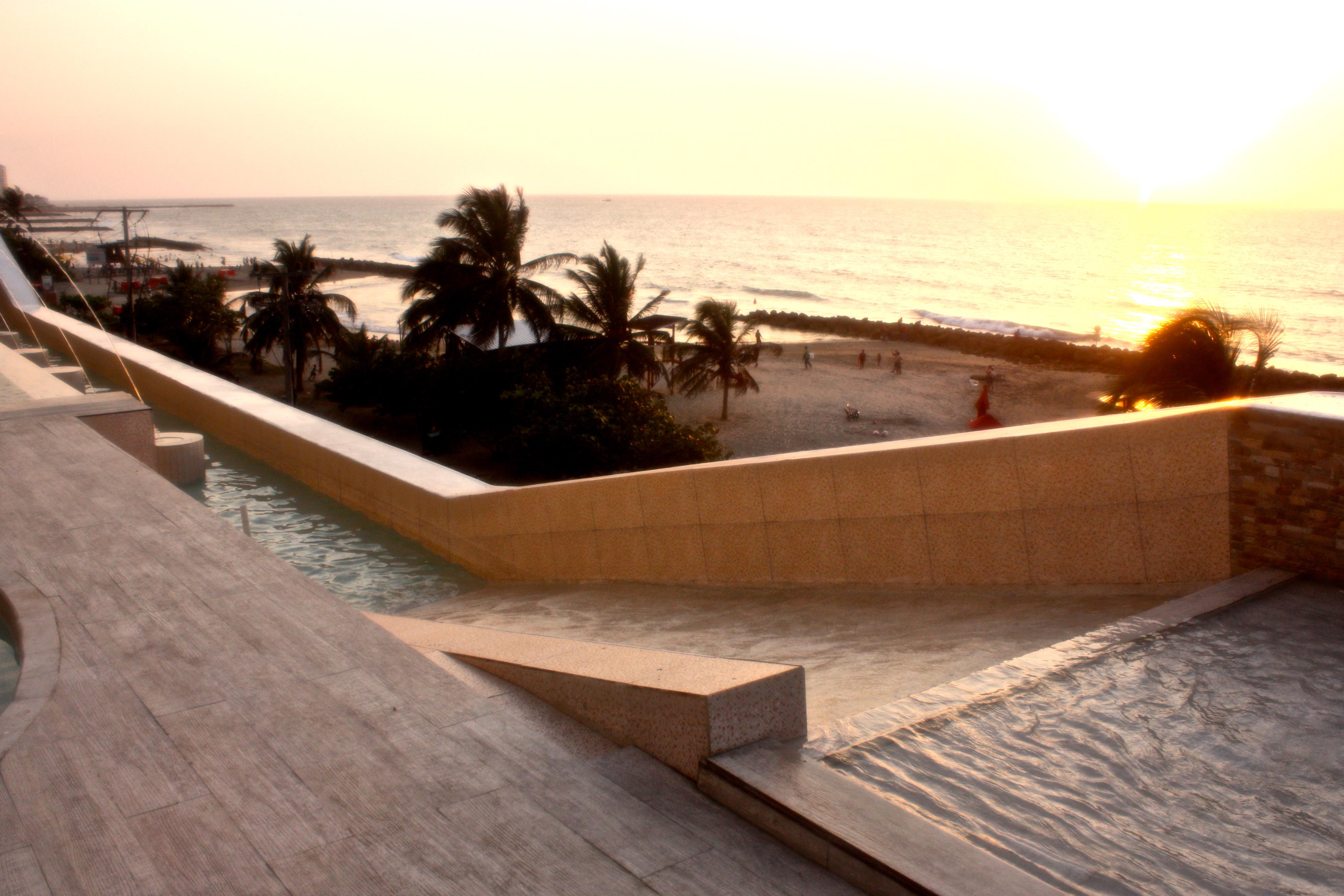 Hotel Cartagena Dubai Экстерьер фото