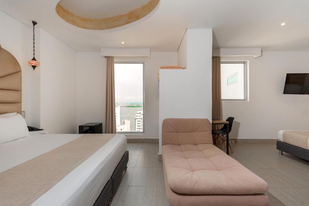 Hotel Cartagena Dubai Экстерьер фото